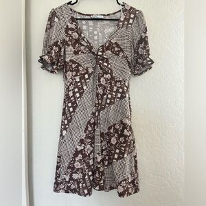Aster women’s dress brown white floral checkered design artsy pockets medium
